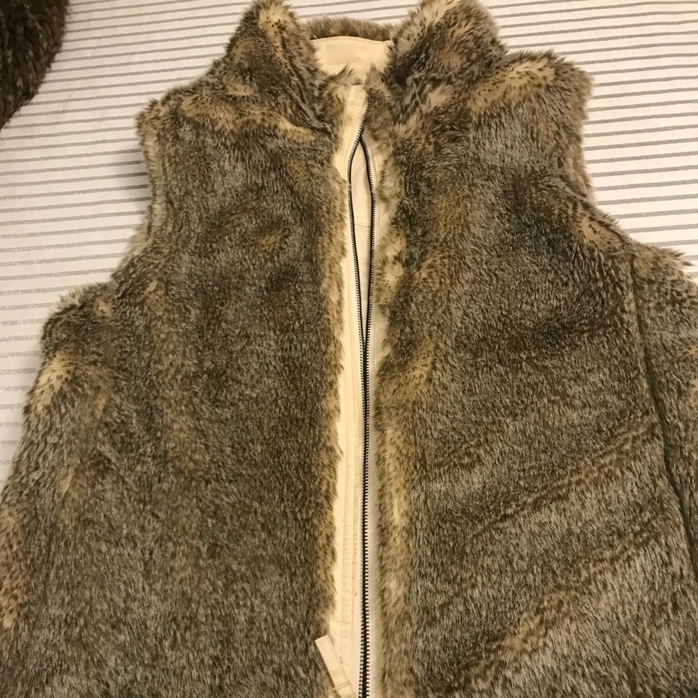 REVERSIBLE GAP FUR VEST